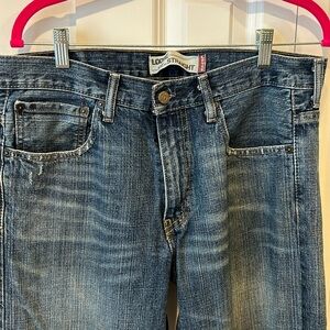 Men’s Levi’s 569 loose straight distressed jeans